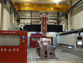 5-axis milling machines for large plastic moulds
